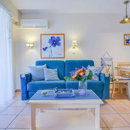 Appartement 2 Pieces Plein Centre, Terrasse, Parking *