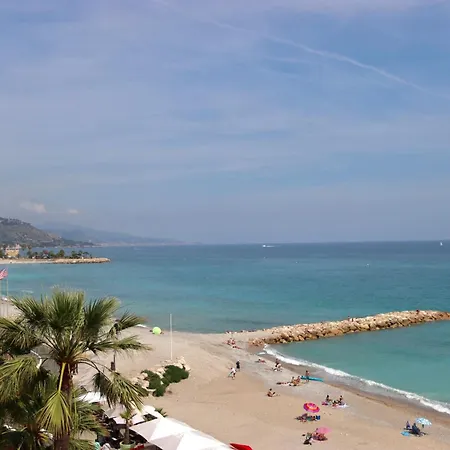 2 Pieces Plein Centre, Terrasse, Parking Menton
