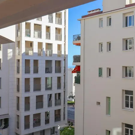 2 Pieces Plein Centre, Terrasse, Parking 아파트
