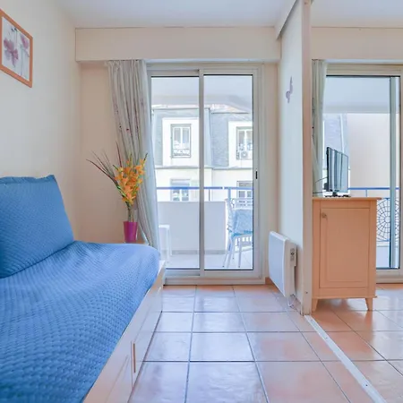 Apartment 2 Pieces Plein Centre, Terrasse, Parking *